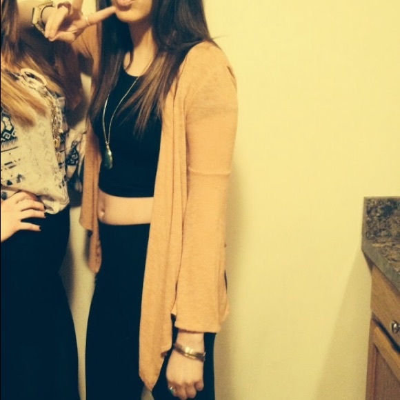 Dusty Pale Pink Shaw - Picture 8 of 8